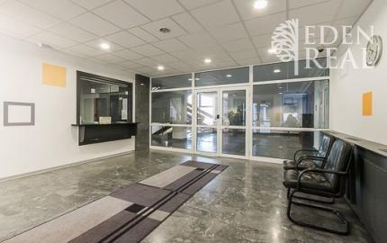 Kancelárske priestory v zrekonštruovanej budove - rôzne výmery