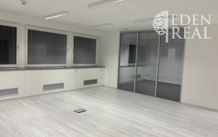 *Administratívne priestory v BBC1, 6.posch., blok A