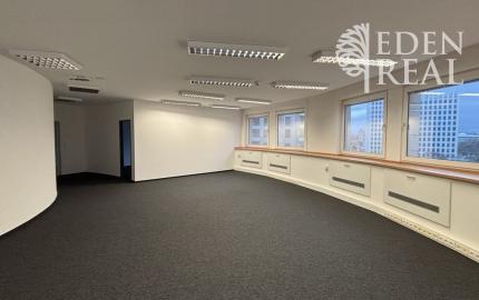 *Administratívne priestory s terasou v BBC1, 6.posch., blok B