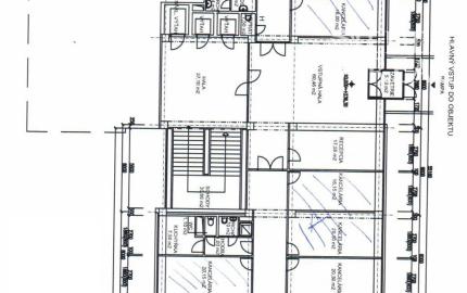 *Dvojkancelária v administratívnej budove na Kramároch