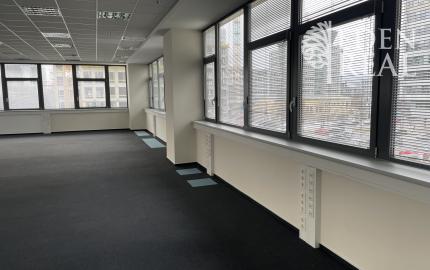 *Reprezentatívne administratívne priestory v BBC5, blok A, 7.p.