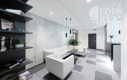 *Reprezentatívne administratívne priestory pri Kuchajde, 17. posch,1237 m2