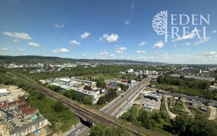 Reprezentatívne administratívne priestory pri Kuchajde, 16. p.,191 m2