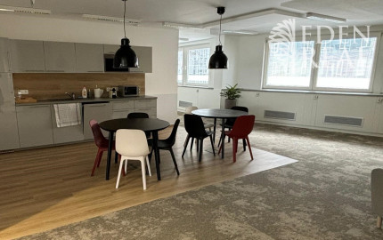 Menšia kancelária na Flexifloor, BBC1 na Plynárenskej ul., 34 m2