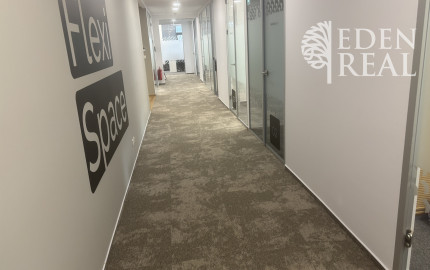 Reprezentatívna kancelária pre 3 osoby, BBC5, FLEXIFLOOR