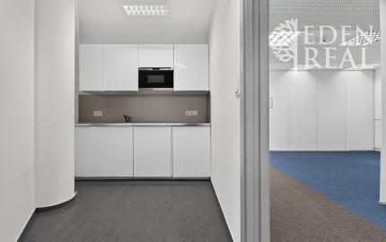Vaše nové firemné sídlo - celé poschodie s 2 terasami, BBC1, 692m2