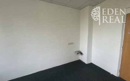 Klimatizovaná kancelária 45 m²  pri Štrkoveckom jazere