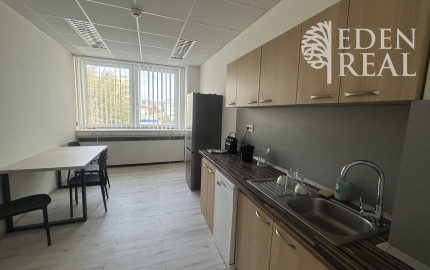 Klimatizovaná kancelária 45 m²  pri Štrkoveckom jazere