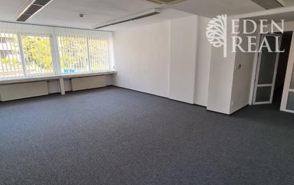 Kancelárie v zrekonštruovanej budove - rôzne výmery