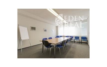 Kancelárie v zrekonštruovanej budove - rôzne výmery