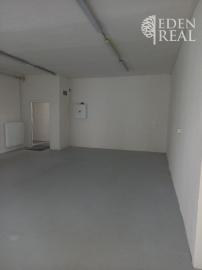 Showroom, obchod či sklad v uzatvorenom areáli