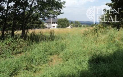 Stavebný pozemok v intraviláne obce Sklené