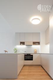 Novostavba 3-izbového zariadeného bytu vo Vydrici s výhľadom na  Dunaj