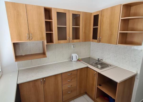 2-kancelária v administratívnej budove na Kramároch