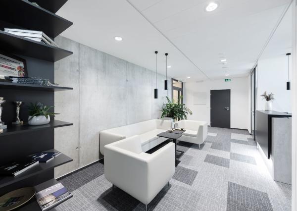 Reprezentatívne administratívne priestory pri Kuchajde, 4. posch.