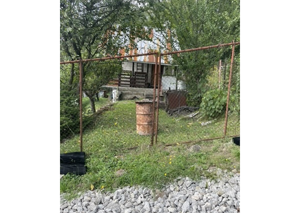 Chata v lesnom prostredí s krásnym výhľadom