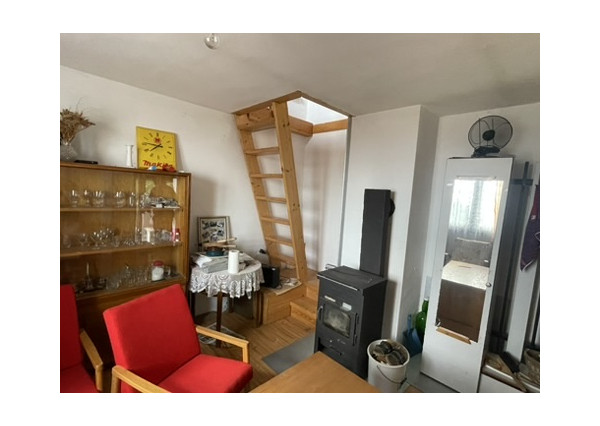 Chata v lesnom prostredí s krásnym výhľadom