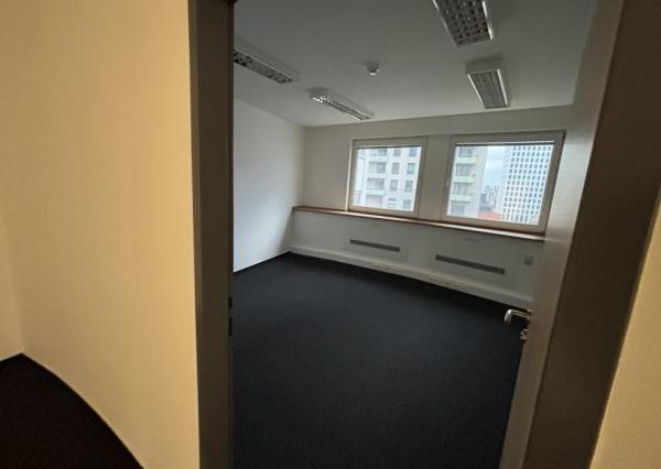 Reprezentatívne administratívne priestory v BBC1, 6.posch., blok B