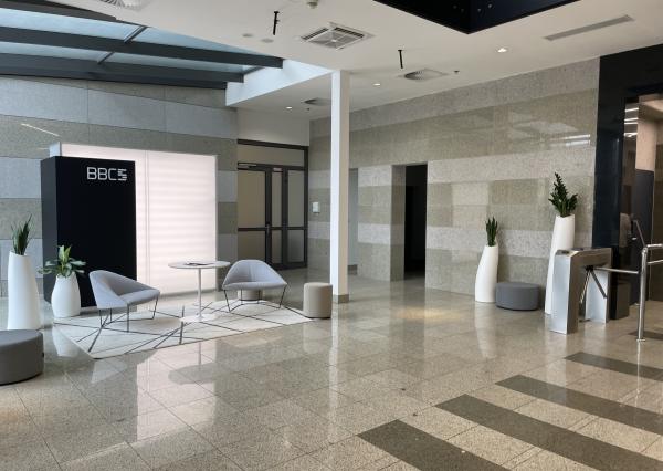 *Reprezentatívne administratívne priestory v BBC5, blok A, 7.p.