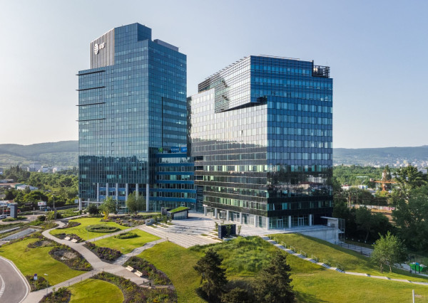 *Reprezentatívne administratívne priestory pri Kuchajde, 13. posch,250 m2