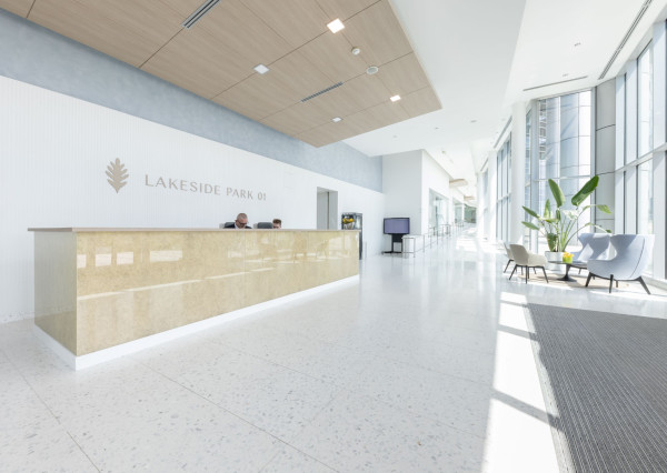 *Reprezentatívne administratívne priestory pri Kuchajde, 17. posch,1237 m2