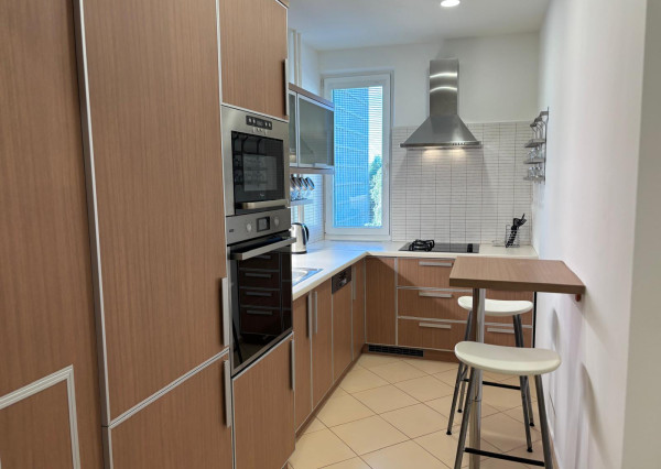 BEZ PROVÍZIE - 2,5-izbový byt pri Štrkoveckom jazere