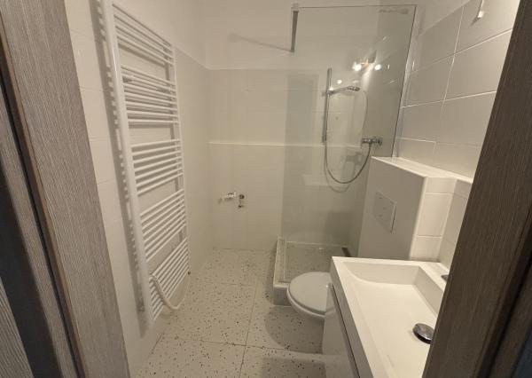 Zariadená garsónka na zač. Petržalky - bez provízie, konečná cena