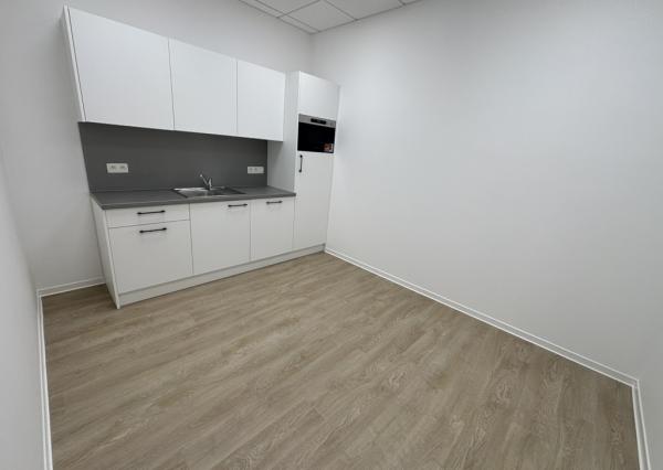 Reprezentatívne administratívne priestory pri Kuchajde, 16. p.,191 m2