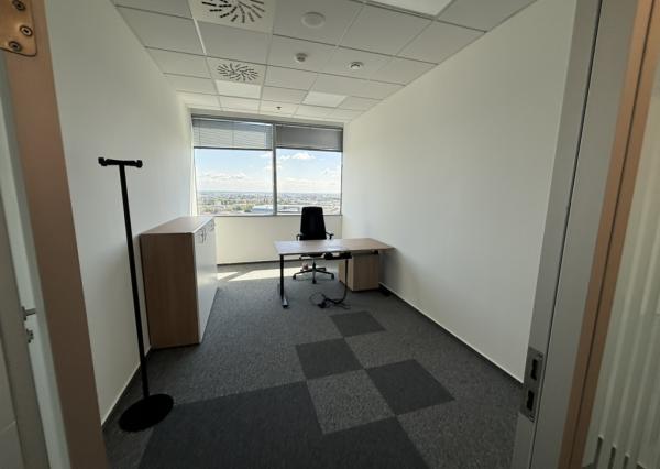Reprezentatívne administratívne priestory pri Kuchajde, 16.p.,247m2,unit B