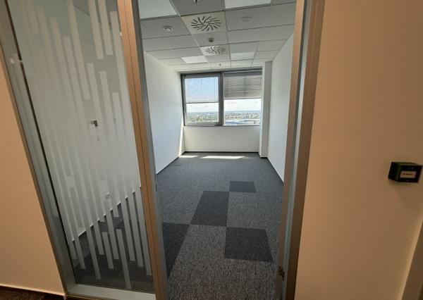 Reprezentatívne administratívne priestory pri Kuchajde, 16.p.,247m2,unit B