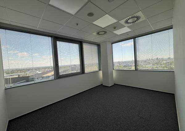 Reprezentatívne administratívne priestory pri Kuchajde, 16.p.,285 m2,unit C