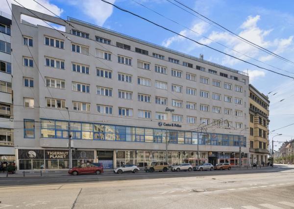 Obchodný priestor typu mezanín v centre mesta