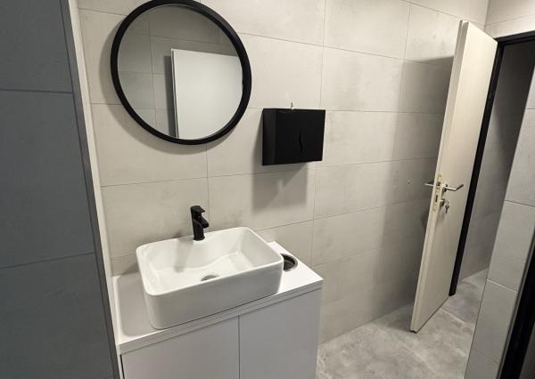 Samostatný administratívny celok, 7 kancelárií