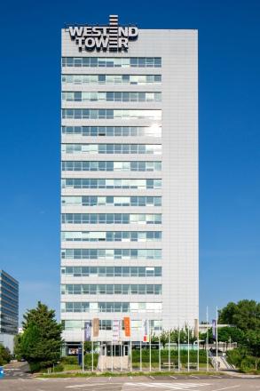 Malá kancelária v modernom objekte na Patrónke, 16,19 m2, 5. posch. - fotografia 10
