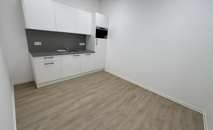 Reprezentatívne administratívne priestory pri Kuchajde, 16. p.,191 m2 - fotografia 7