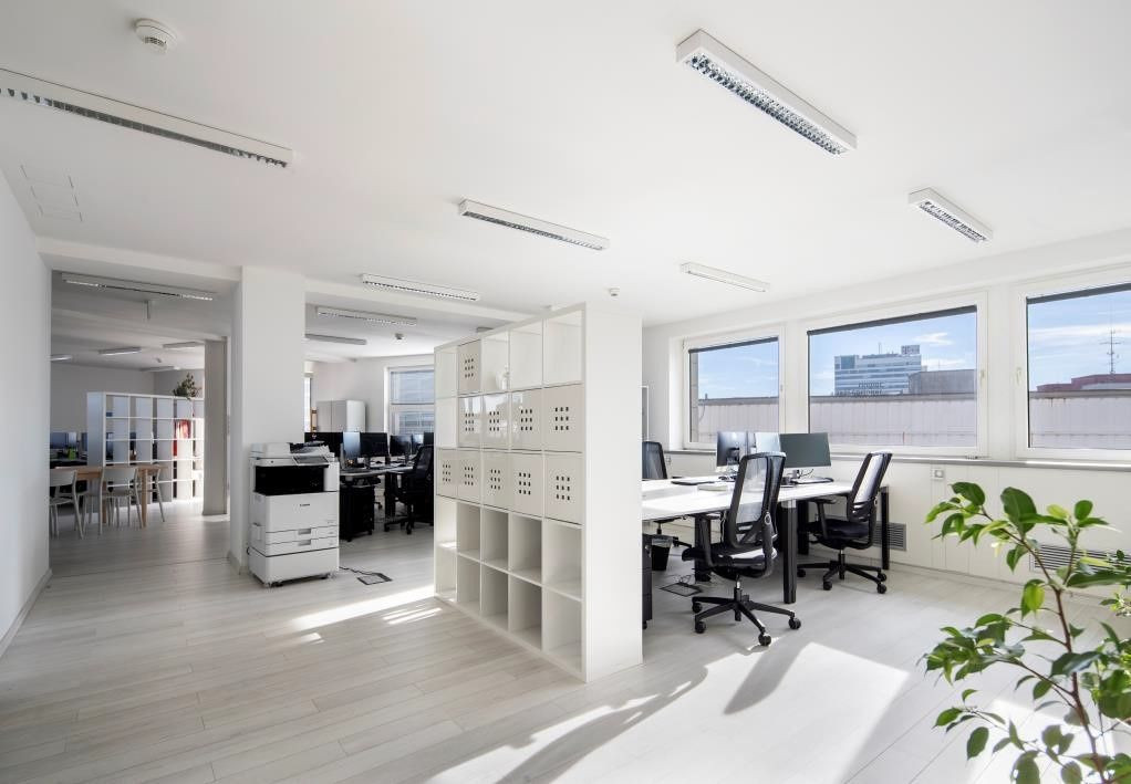 Reprezentatívne administratívne priestory v BBC1, 2.posch., blok A