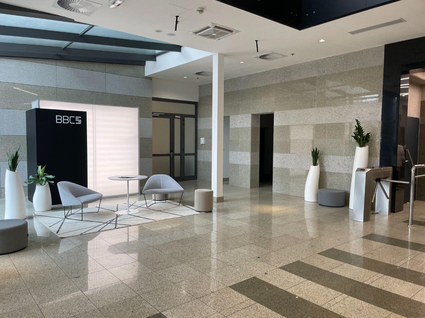 Reprezentatívne administratívne priestory v BBC5, blok C, 6.posch.