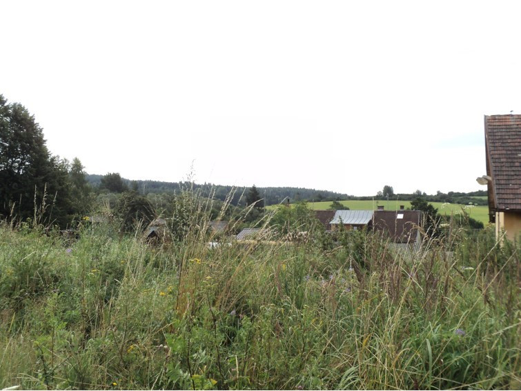 Stavebný pozemok v intraviláne obce Sklené